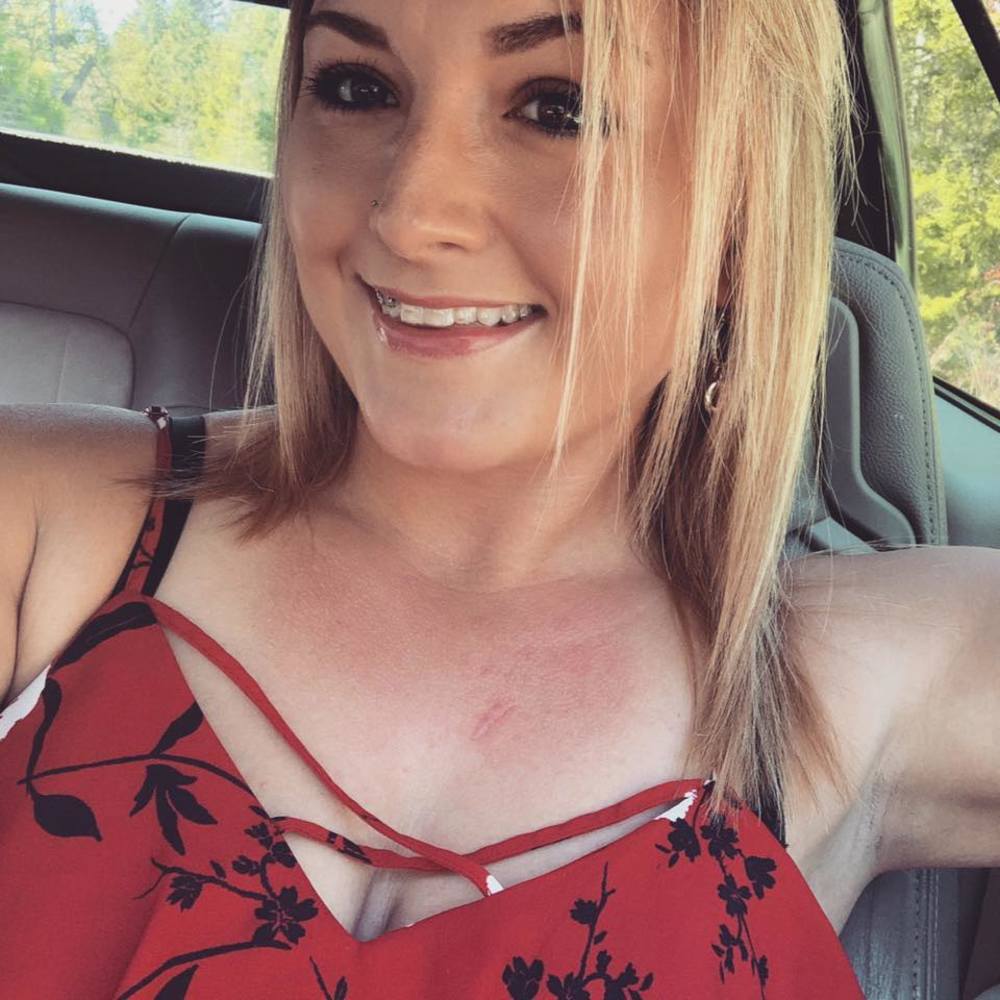 Meet your Posher, Carley